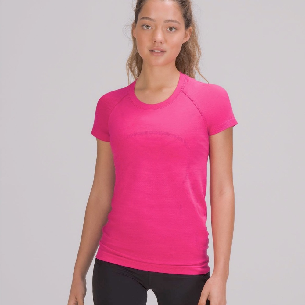 Sonic pink swiftly tech